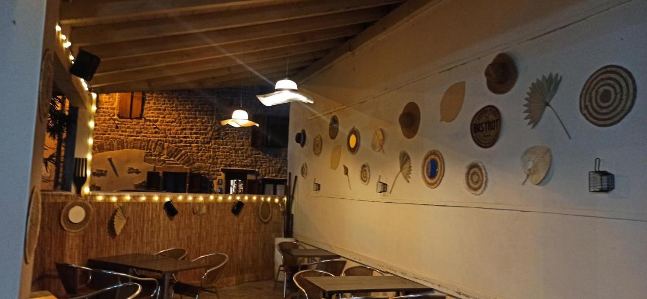 De La Place Hotel Loyettes