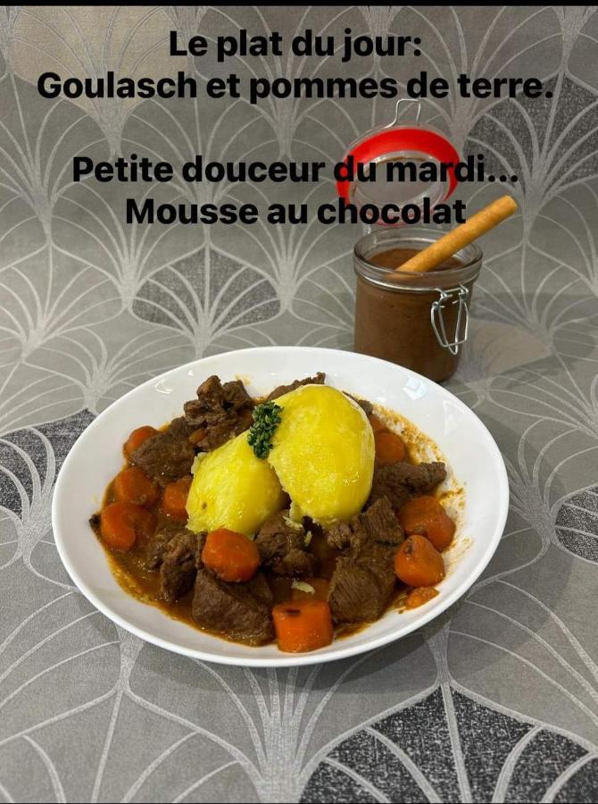 De La Place Hotel Loyettes