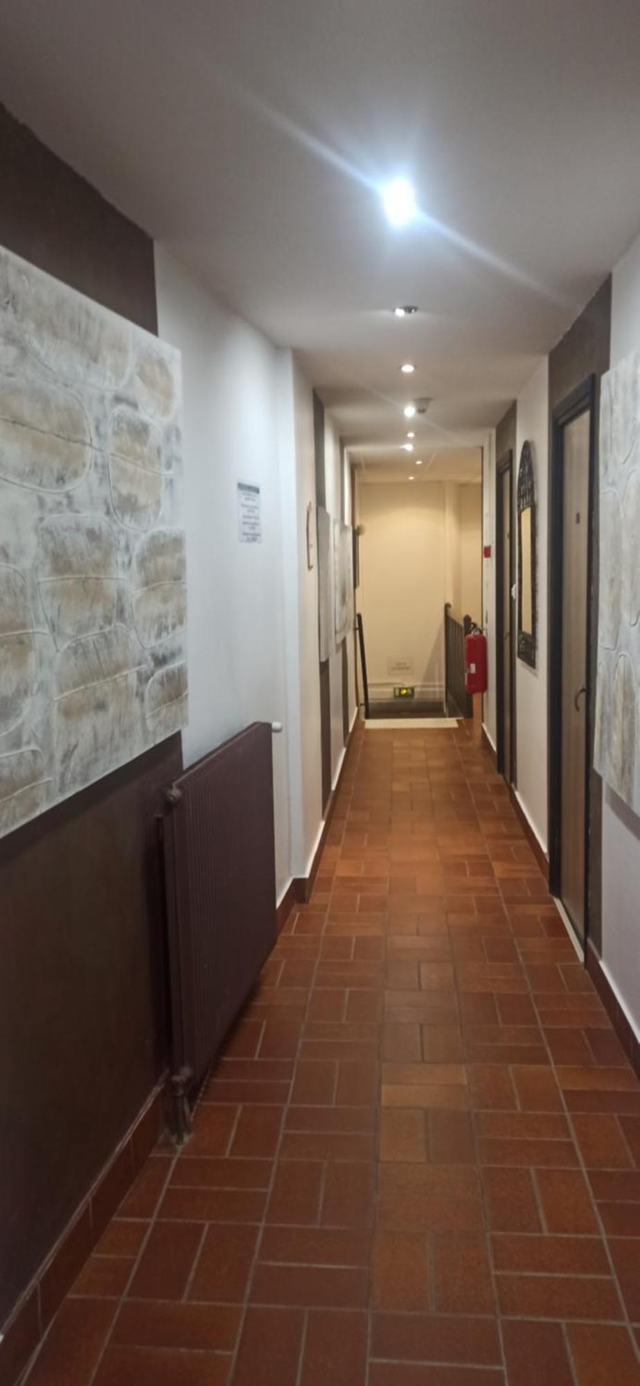 Hotel De La Place 3*