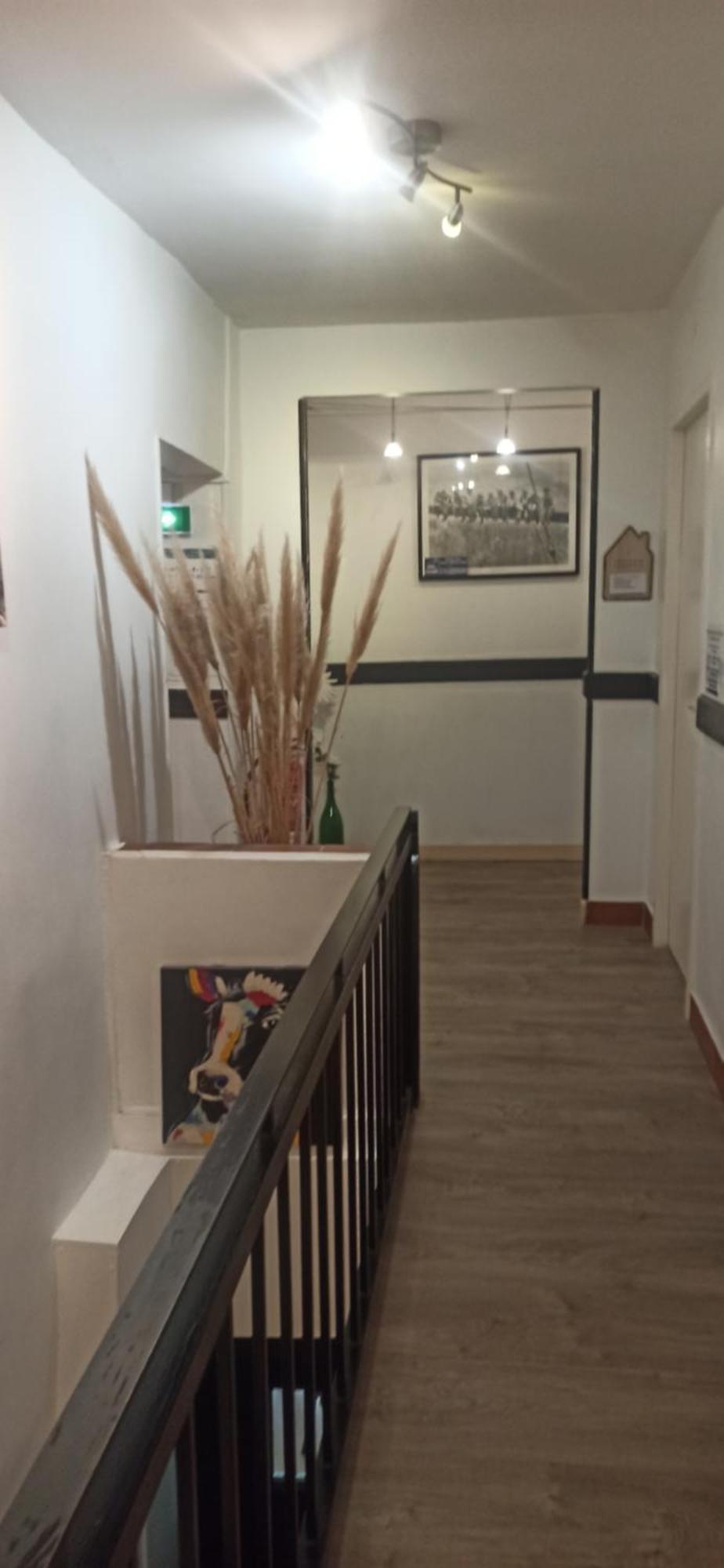De La Place Hotel Loyettes